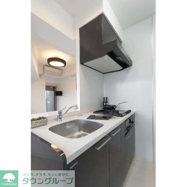 キッチン　※写真は同タイプ住戸です。