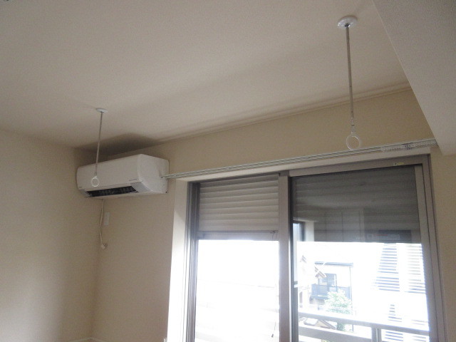 その他設備　★室内物干しフック／防犯シャッター★