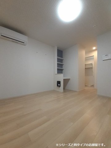 その他部屋・スペース　明るい色調の室内です