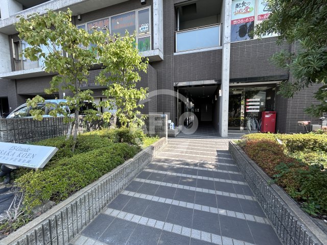 エントランス　ES-Grande江坂公園　エントランス
