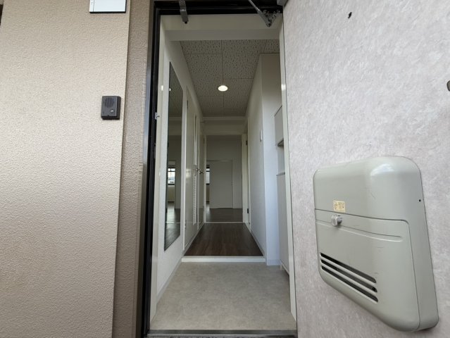 玄関　シンプルで使いやすい玄関です