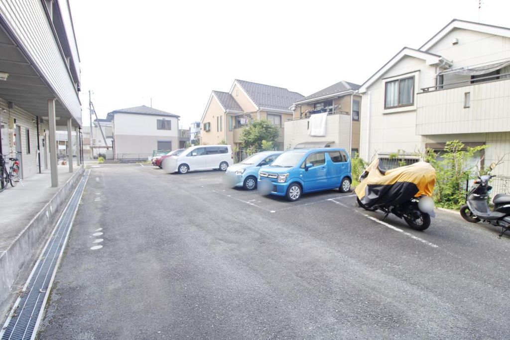駐車場　駐車場