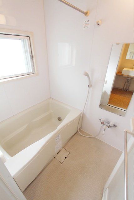 バス・シャワールーム　別部屋参考写真