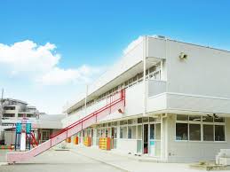 幼稚園・保育園　こまどり幼稚園（幼稚園・保育園）まで981m