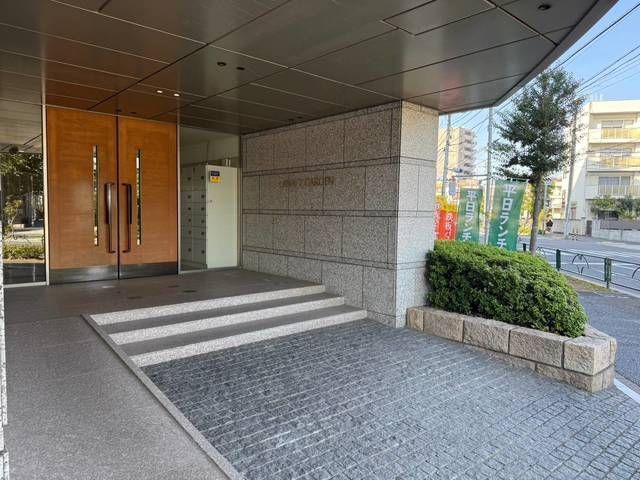 エントランス　毎日通るエントランス♪