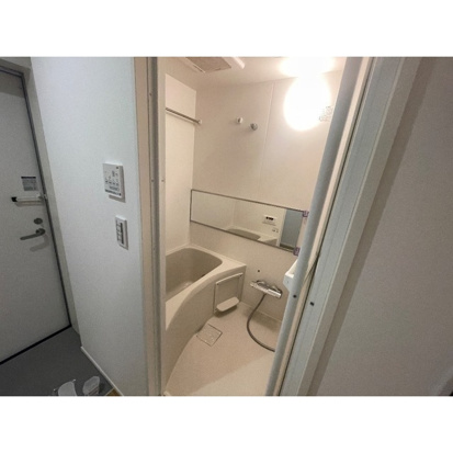バス・シャワールーム　清潔感のある浴室♪