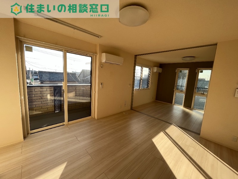 居室・リビング　同型