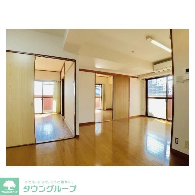 居室・リビング　収納