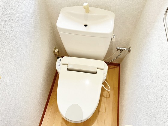 トイレ　シャワー付きトイレ