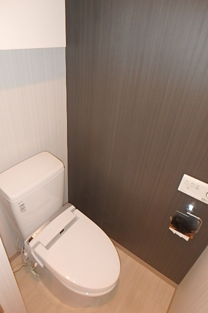 トイレ　シャワー付きトイレ