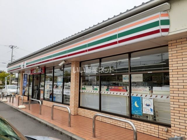 コンビニ　セブン-イレブン 岡山西大寺松崎店（コンビニ）まで962m