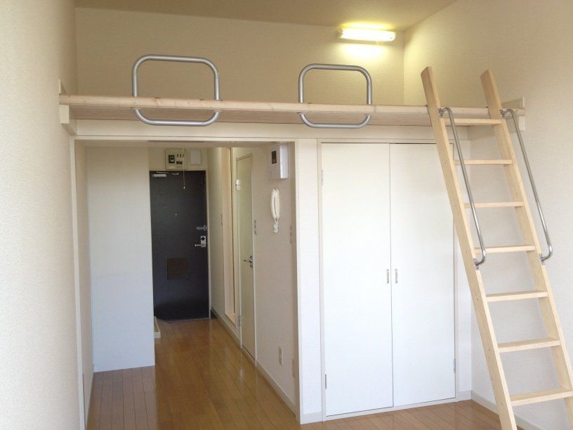 その他部屋・スペース　いろいろ使えるロフト付