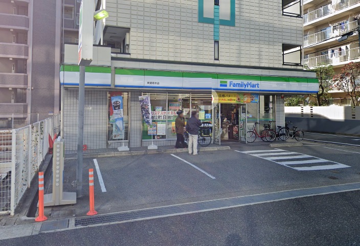 コンビニ　ファミリーマート 東灘青木店（コンビニ）まで93m