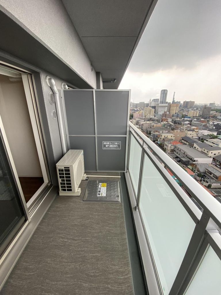 バルコニー　バルコニー