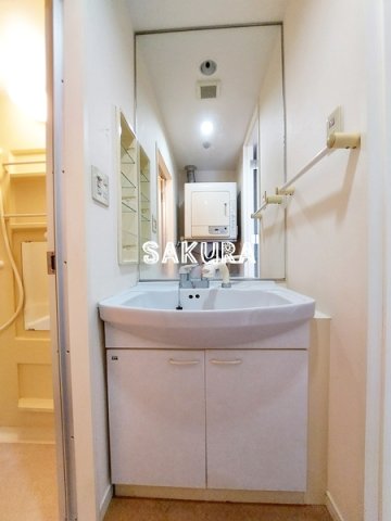 洗面設備　身支度に便利な洗面台♪