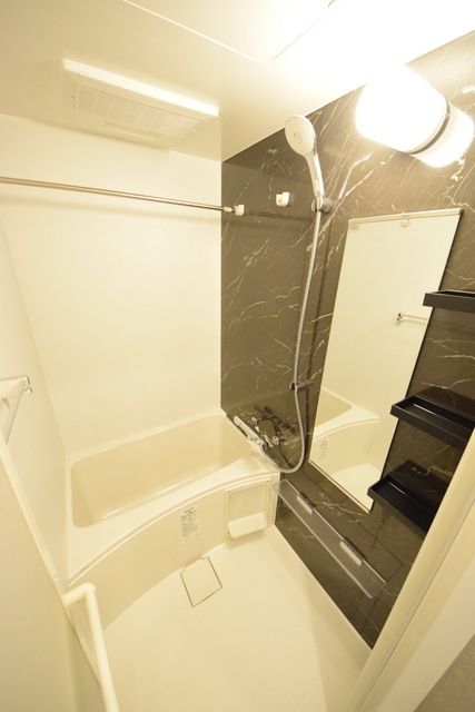 バス・シャワールーム　室内・室内設備