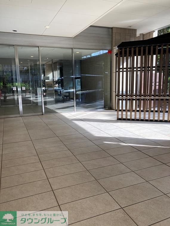 エントランス　お問合せは【タウンハウジング】まで！※現地待合わせ相談可！