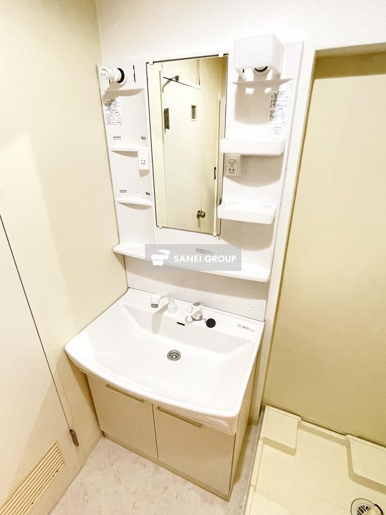 洗面設備　同仕様