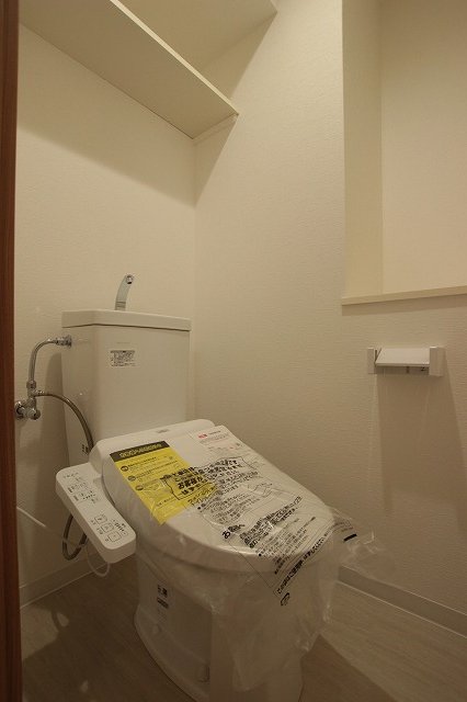 トイレ　同物件別号室