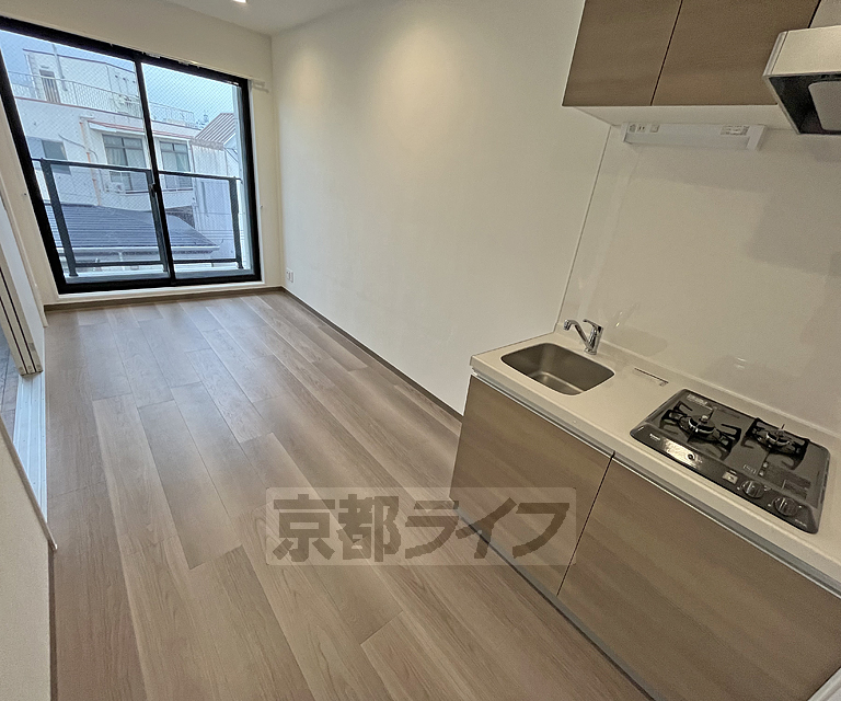 居室・リビング　ネット無料、設備充実物件！