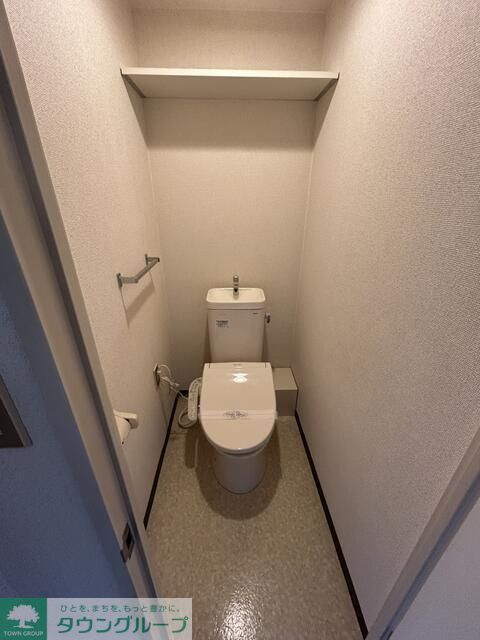 トイレ　同物件別部屋写真