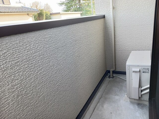 バルコニー　開放的で明るい空間を演出してくれるバルコニーです