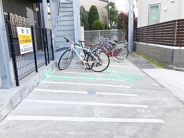 その他共有部分　駐輪場あり