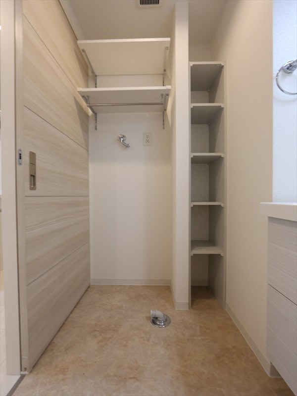 その他　脱衣所　室内洗濯機置き場