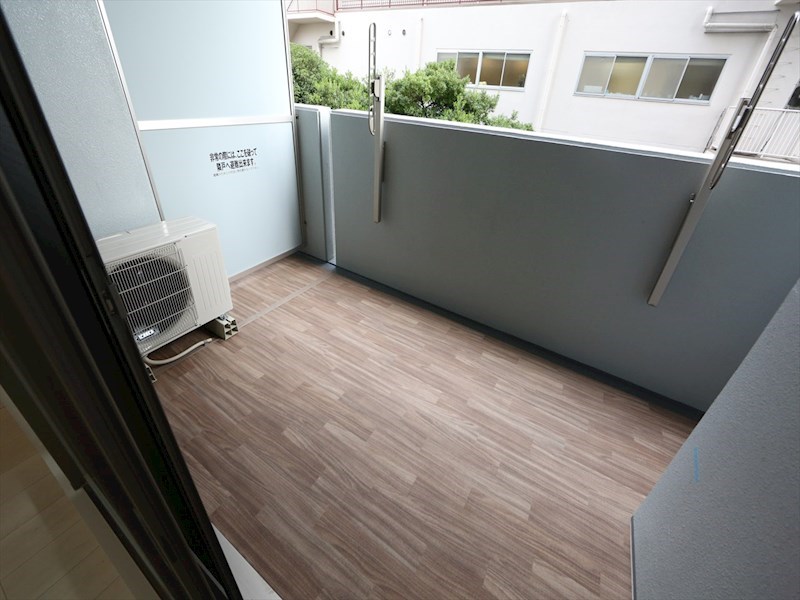 バルコニー　南面バルコニー