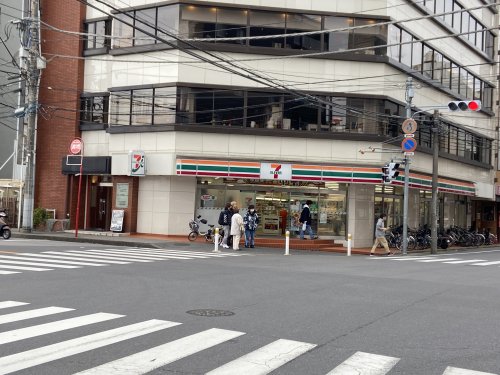 コンビニ　セブンイレブン 柏東上町店（コンビニ）まで704m