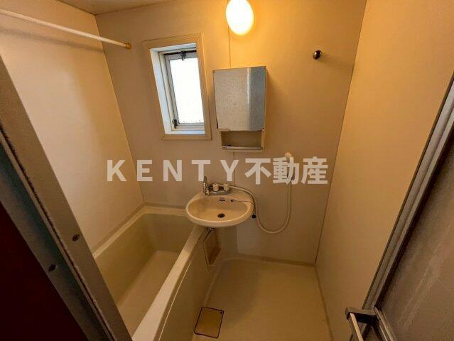 バス・シャワールーム　日々の疲れを癒すお風呂付です