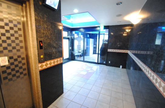 エントランス　雰囲気の良いエントランスは必見です。