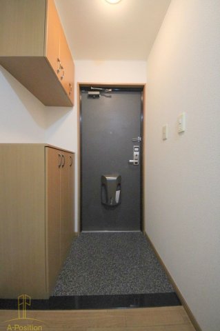 玄関　リバパレス靭公園