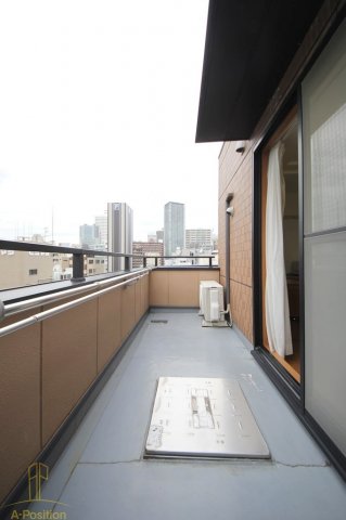 バルコニー　リバパレス靭公園
