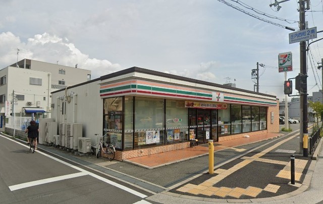 コンビニ　セブンイレブン　豊中庄内西町2丁目店（コンビニ）まで714m