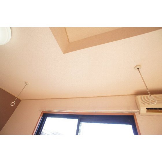 その他設備　室内物干し