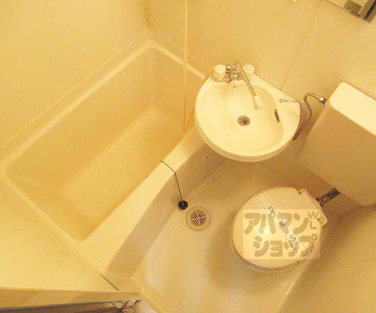 バス・シャワールーム　キレイなお風呂です！