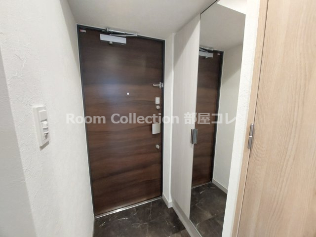 玄関　※同物件他部屋写真 反転の場合有