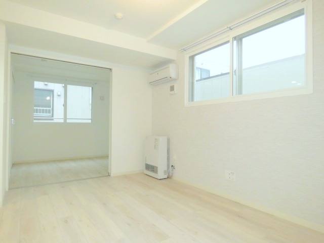 居室・リビング　※同タイプ他号室の参考画像です