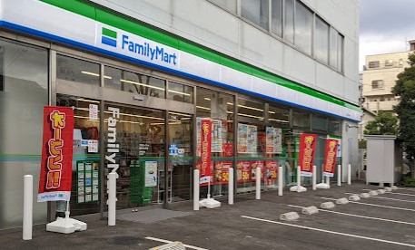 コンビニ　ファミリーマート 横浜中山町店（コンビニ）まで1038m