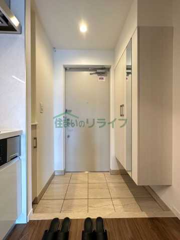 玄関　ラティエラ練馬