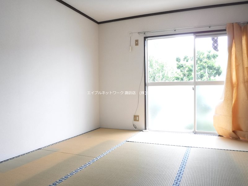 居室・リビング　写真は類似