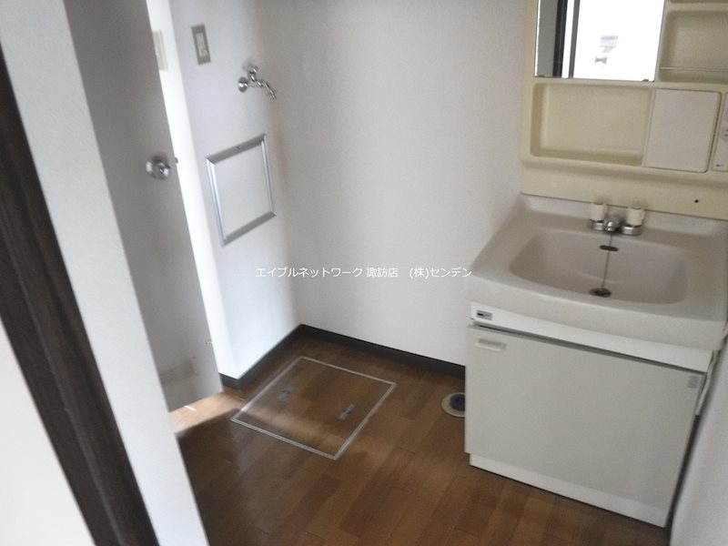 洗面設備　写真は類似