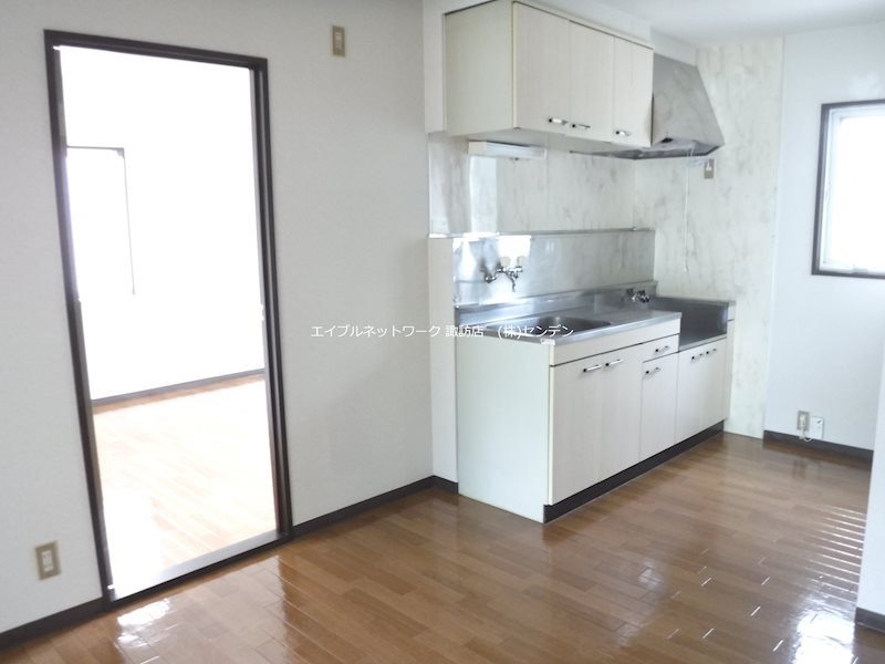 キッチン　写真は類似