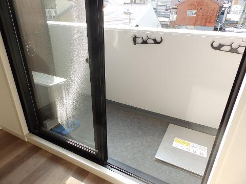 バルコニー　ベランダ