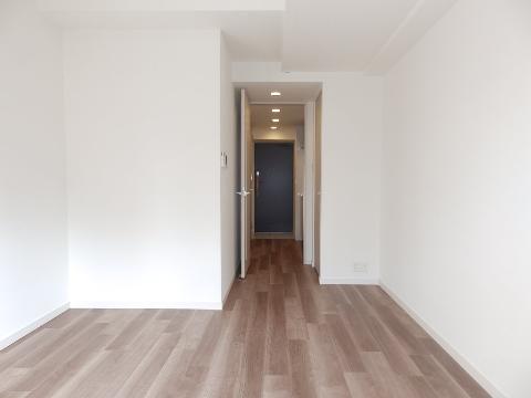 居室・リビング　室内