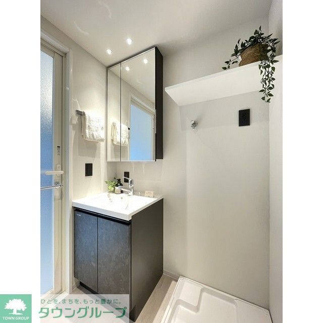 洗面設備　家具・家電の備え付けはありません