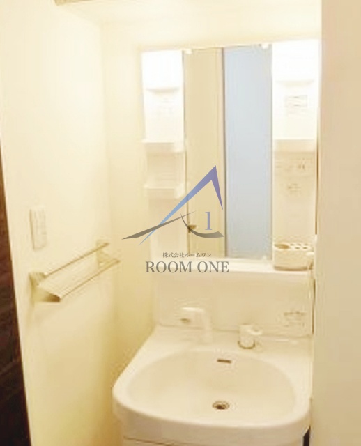 洗面設備　独立洗面台です。