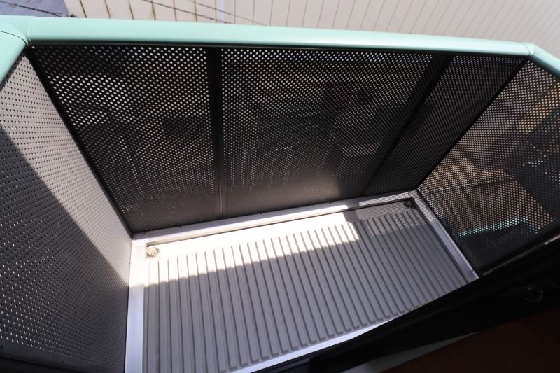 バルコニー　※別号室の写真となります。