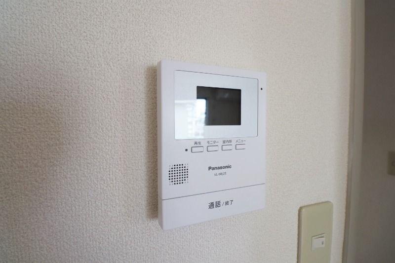 セキュリティ　※別号室の写真となります。